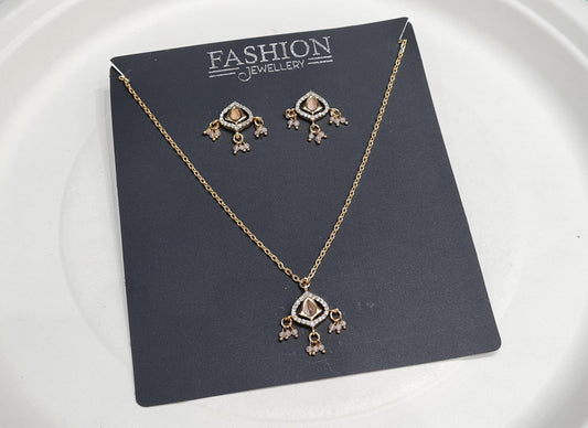 Kundan Pendant Set 01238 - KRISHNA'S SWETA JEWELLERY