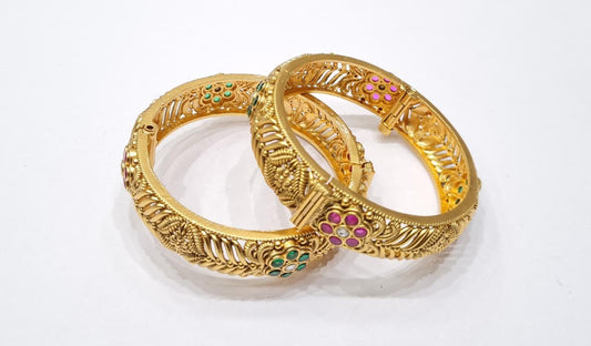 Temple Jewellery Kada Bangle Ruby Green Color. - KRISHNA'S SWETA JEWELLERY