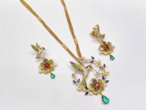 Golden Bloom Pendant 11001