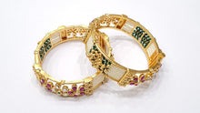 Load image into Gallery viewer, Rajwadi Polish Moti Bandhai Bangles - Ruby Green Bangles