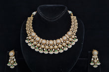 Load image into Gallery viewer, Antique Kundan necklace set