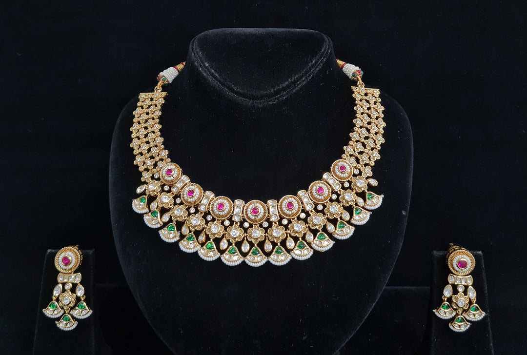 Antique Kundan necklace set