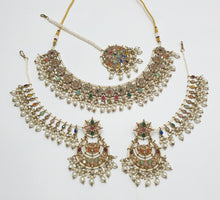 Load image into Gallery viewer, Mehendi Reverse AD Necklace set (1)