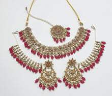 Load image into Gallery viewer, Mehendi Reverse AD Necklace set (1)