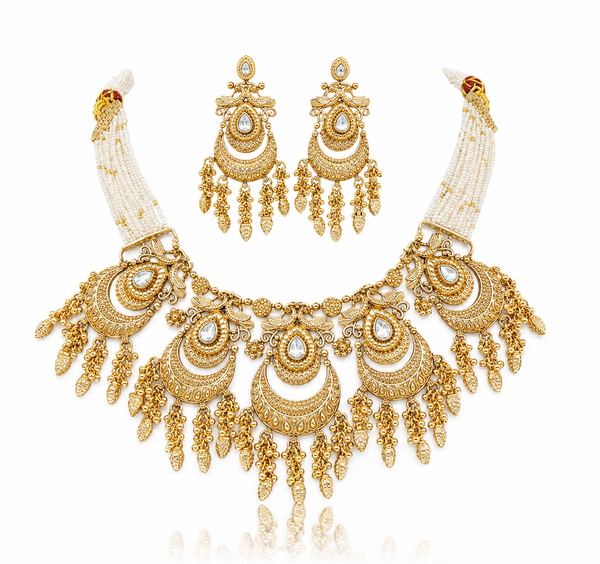 Antique Necklace 10636