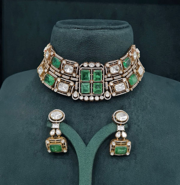 Statement Choker 07972