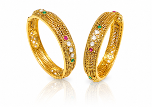 Antique bangles 01584