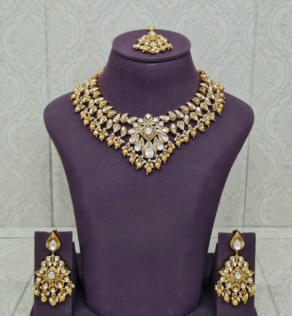 Heritage Necklace 11683