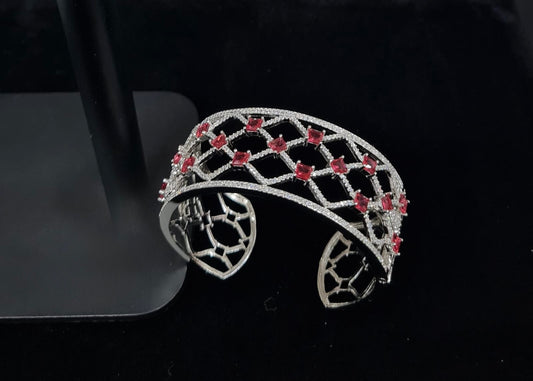 Zarina Mesh Cuff 08245