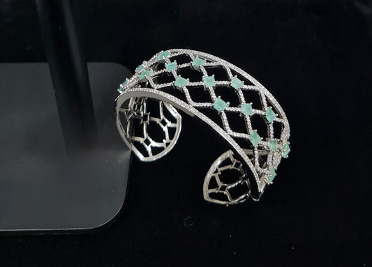 Zarina Mesh Cuff 08245