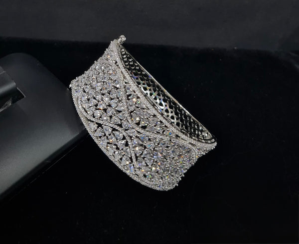 Cz Bracelet 06602