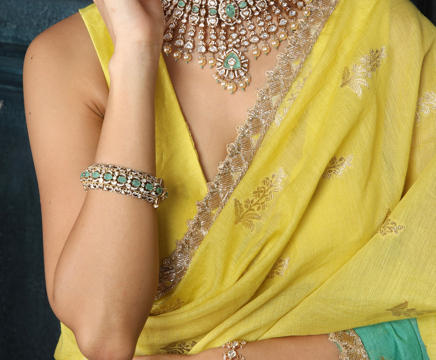 Kundan Kada 06779