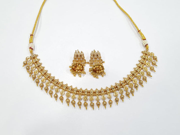 Antique Gold Plated Piroi Patwa Necklace Sets