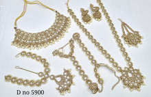 Load image into Gallery viewer, Exclusive Kundan Bridal Jewellery Set