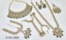 Load image into Gallery viewer, Exclusive Kundan Bridal Jewellery Set