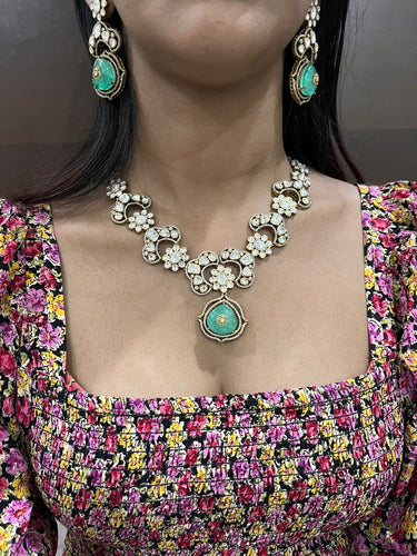 Kundan Mossanite stone necklace set (1)