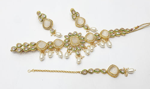 Brass Kundan Necklace Set (2)