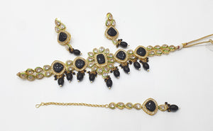 Brass Kundan Necklace Set (2)