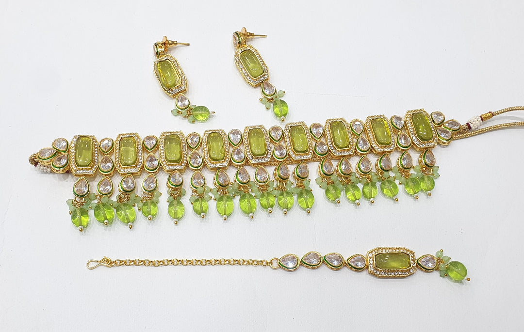 Brass Kundan Choker Set (1)