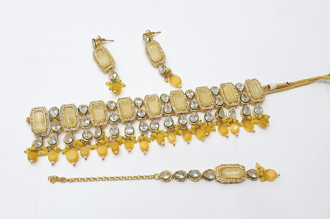 Brass Kundan Choker Set (1)