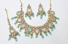 Load image into Gallery viewer, Brass Kundan Necklace Set (3)