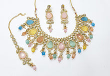 Load image into Gallery viewer, Brass Kundan Necklace Set (4)