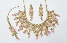 Load image into Gallery viewer, Brass Kundan Necklace Set (4)