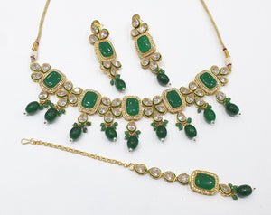 Brass Kundan Necklace set (5)