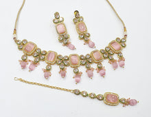 Load image into Gallery viewer, Brass Kundan Necklace set (5)