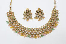 Load image into Gallery viewer, Brass Kundan Necklace Set (8)