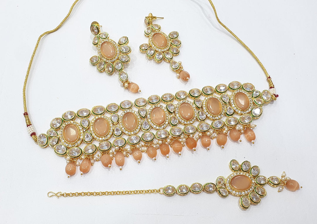 Brass Kundan Choker Set (4)