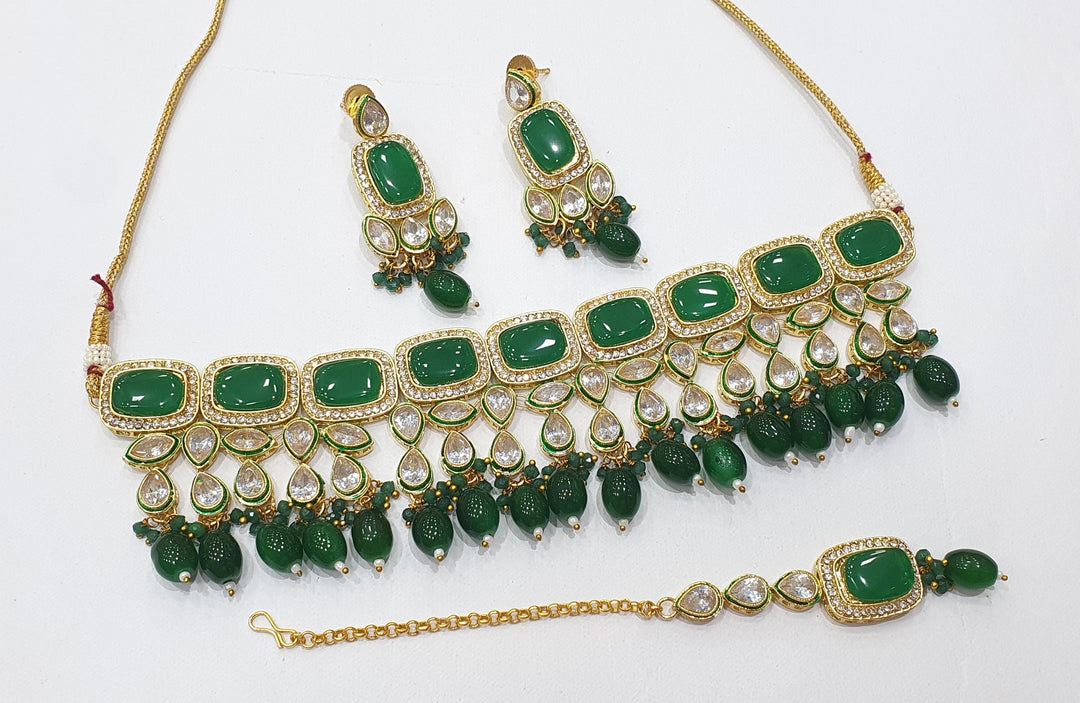 Brass Kundan Choker Set (6)