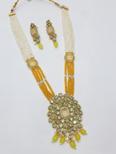 Load image into Gallery viewer, Brass Kundan Long Necklace Set (6)