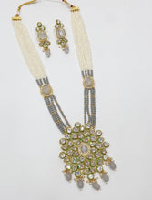 Load image into Gallery viewer, Brass Kundan Long Necklace Set (5)