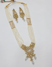 Load image into Gallery viewer, Brass Kundan Long Necklace Set (4)