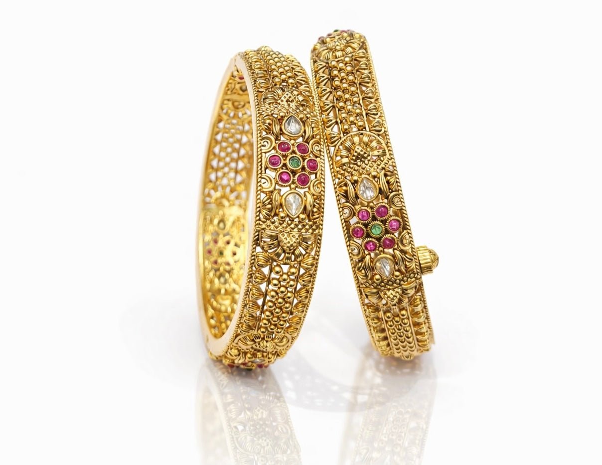Antique Bangles 04682 - KRISHNA'S SWETA JEWELLERY