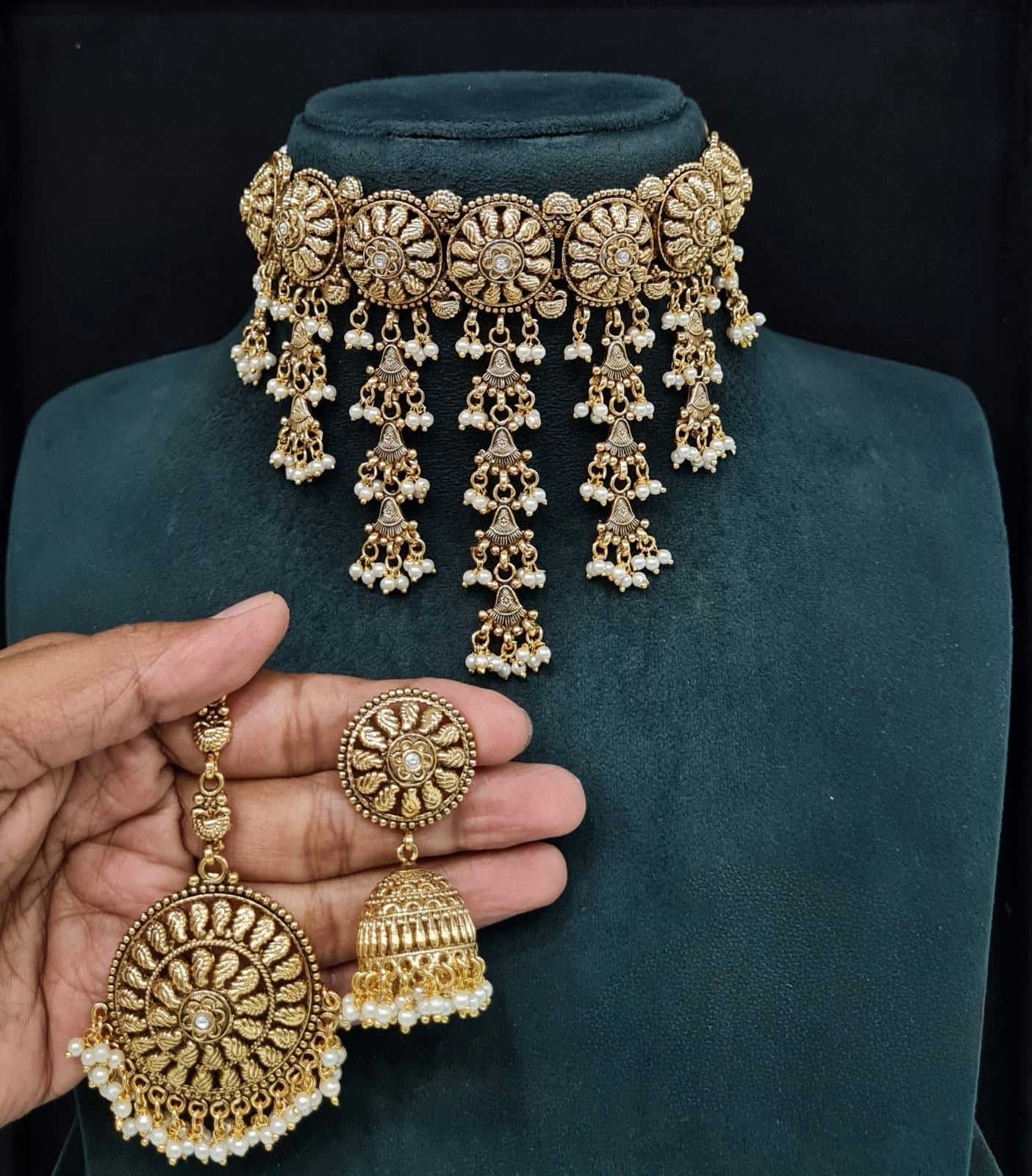 Antique Choker 04629 - KRISHNA'S SWETA JEWELLERY