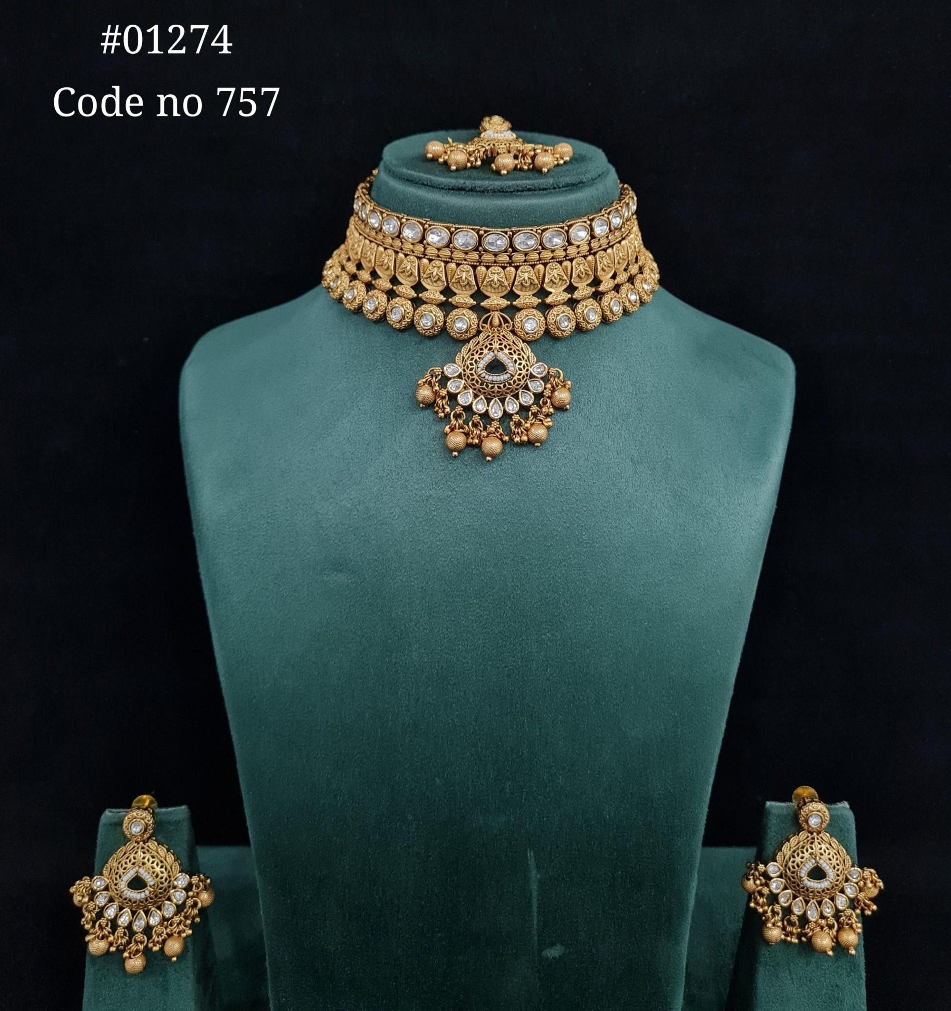 Antique Gold Necklace 01274 - KRISHNA'S SWETA JEWELLERY