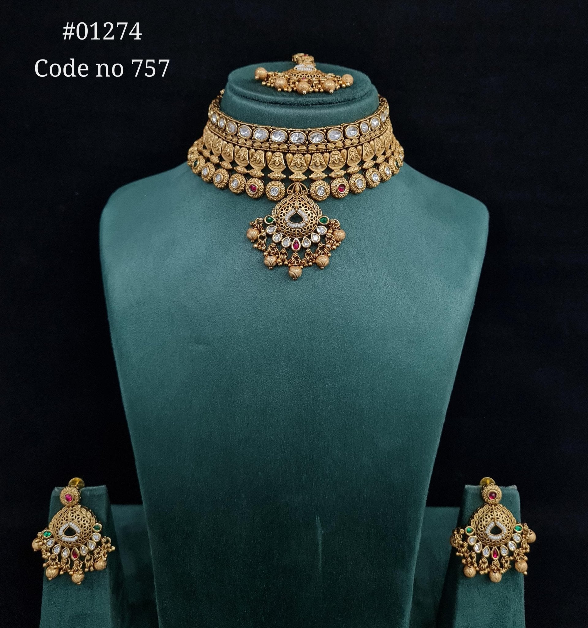 Antique Gold Necklace 01274 - KRISHNA'S SWETA JEWELLERY