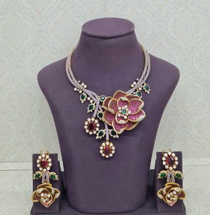 Floral Rose Necklace 11690