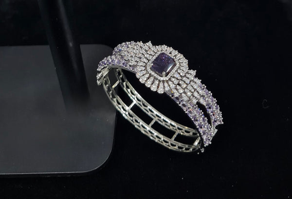 Royal Radiance Cuff 08246