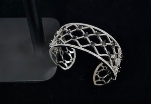 Zarina Mesh Cuff 08245