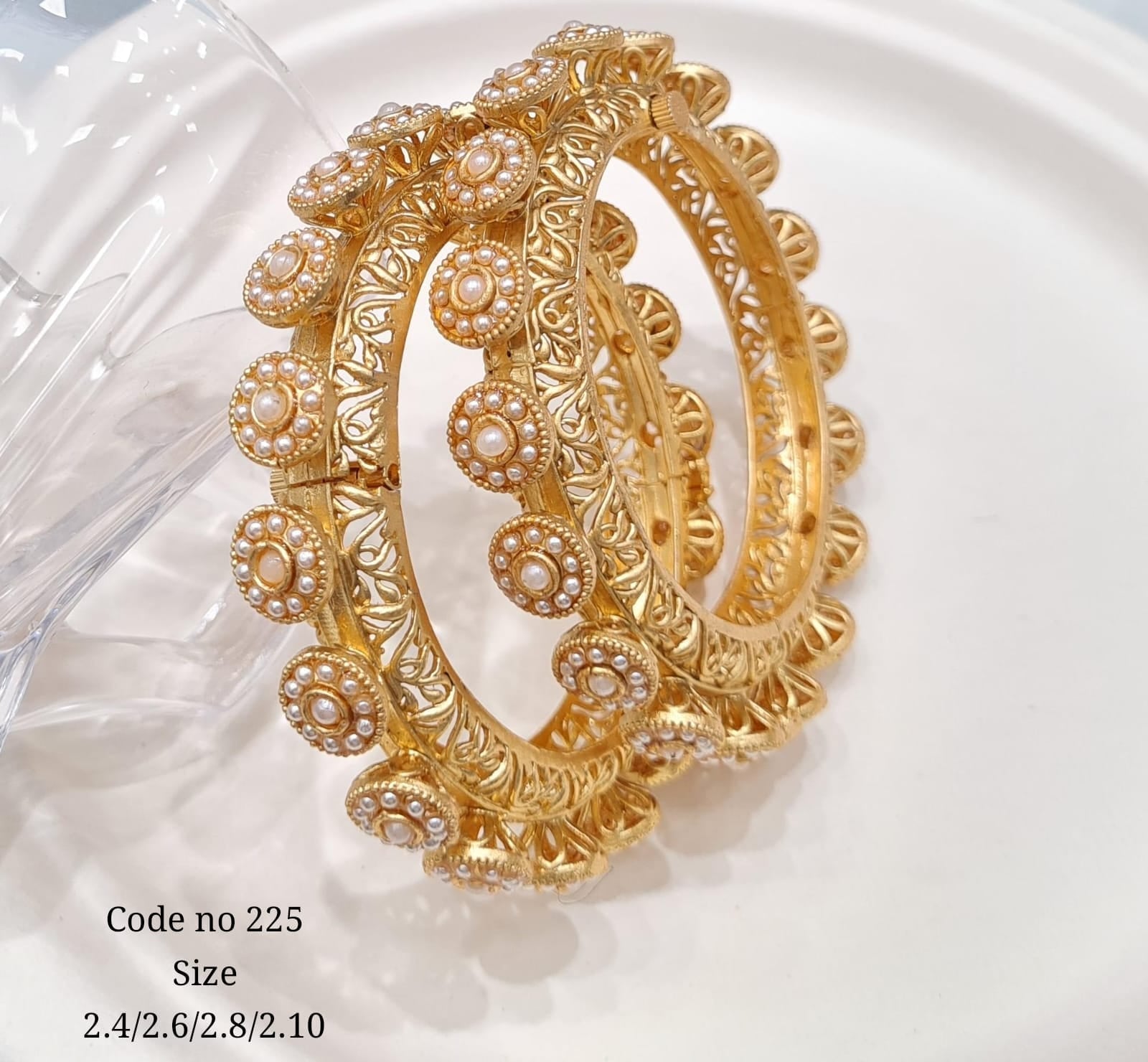 CC Bangles 00727 - KRISHNA'S SWETA JEWELLERY