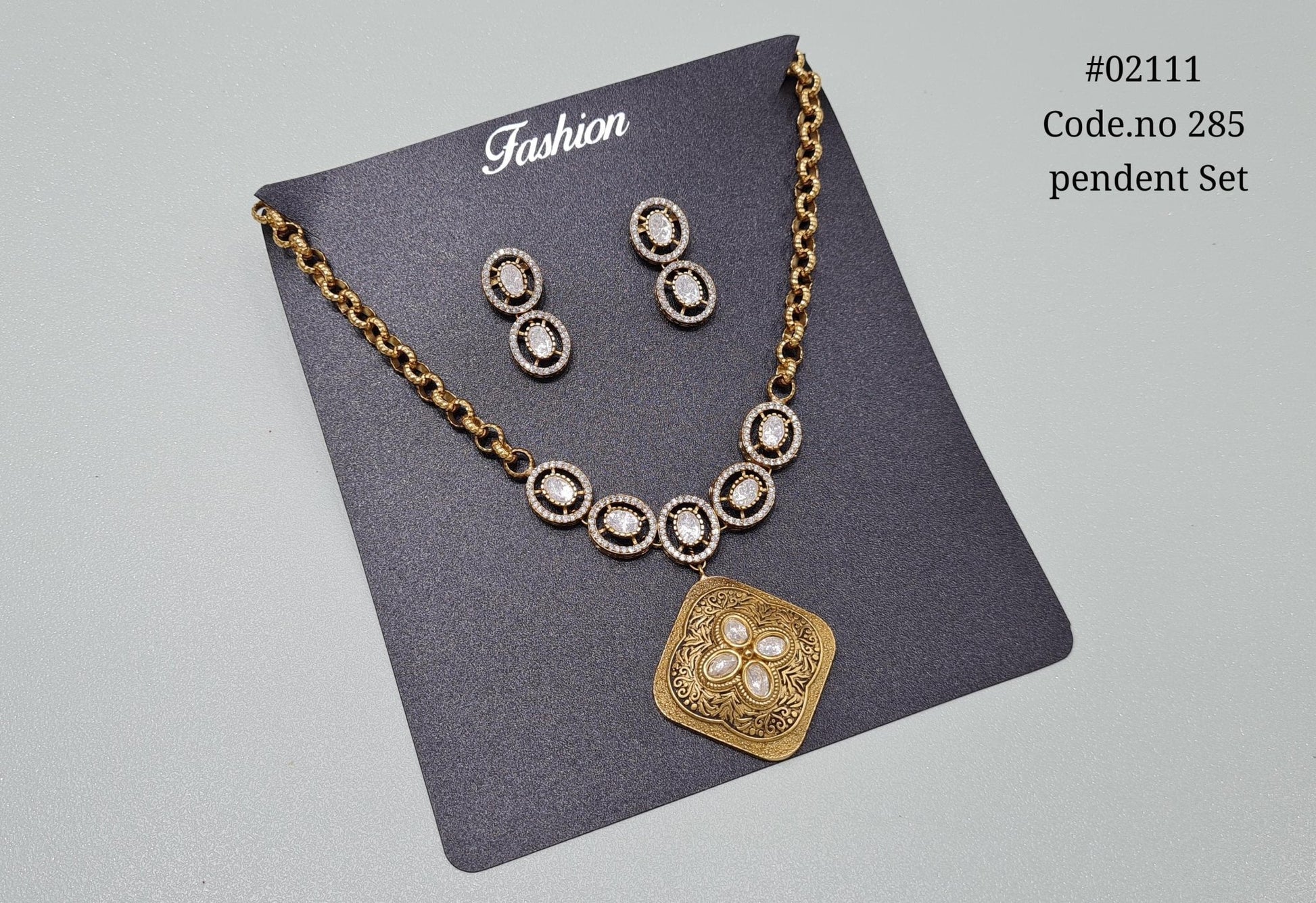 Chain pendant set 02111 - KRISHNA'S SWETA JEWELLERY