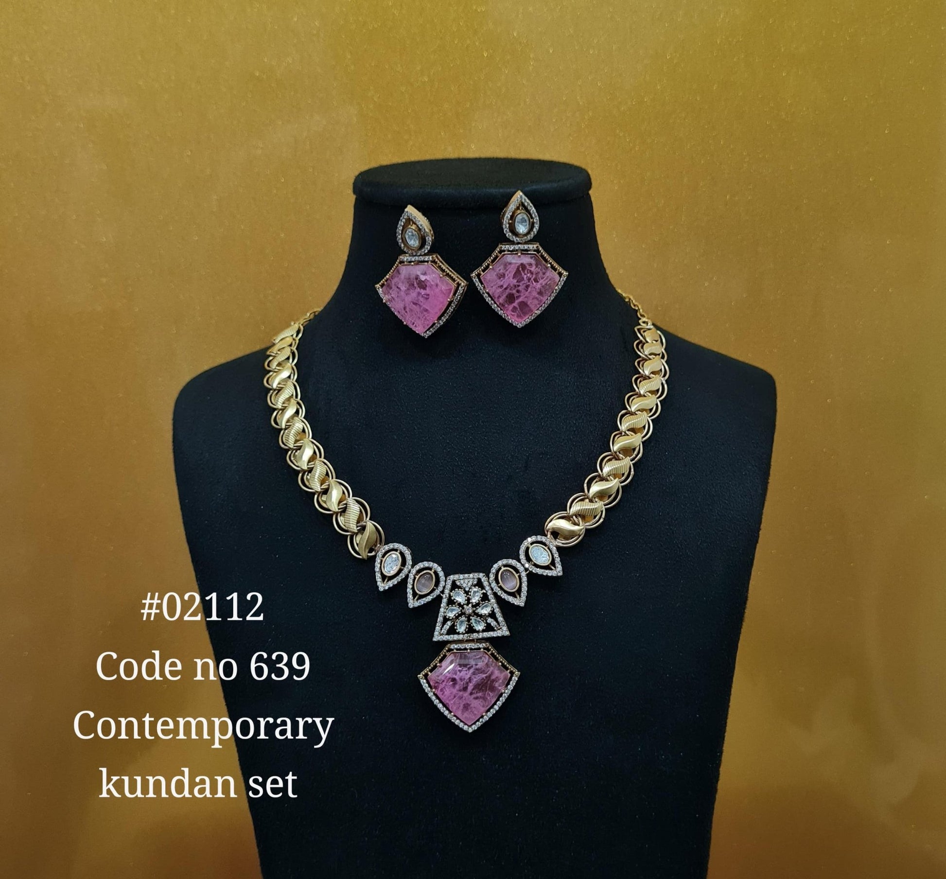 Chain pendant set 02112 - KRISHNA'S SWETA JEWELLERY