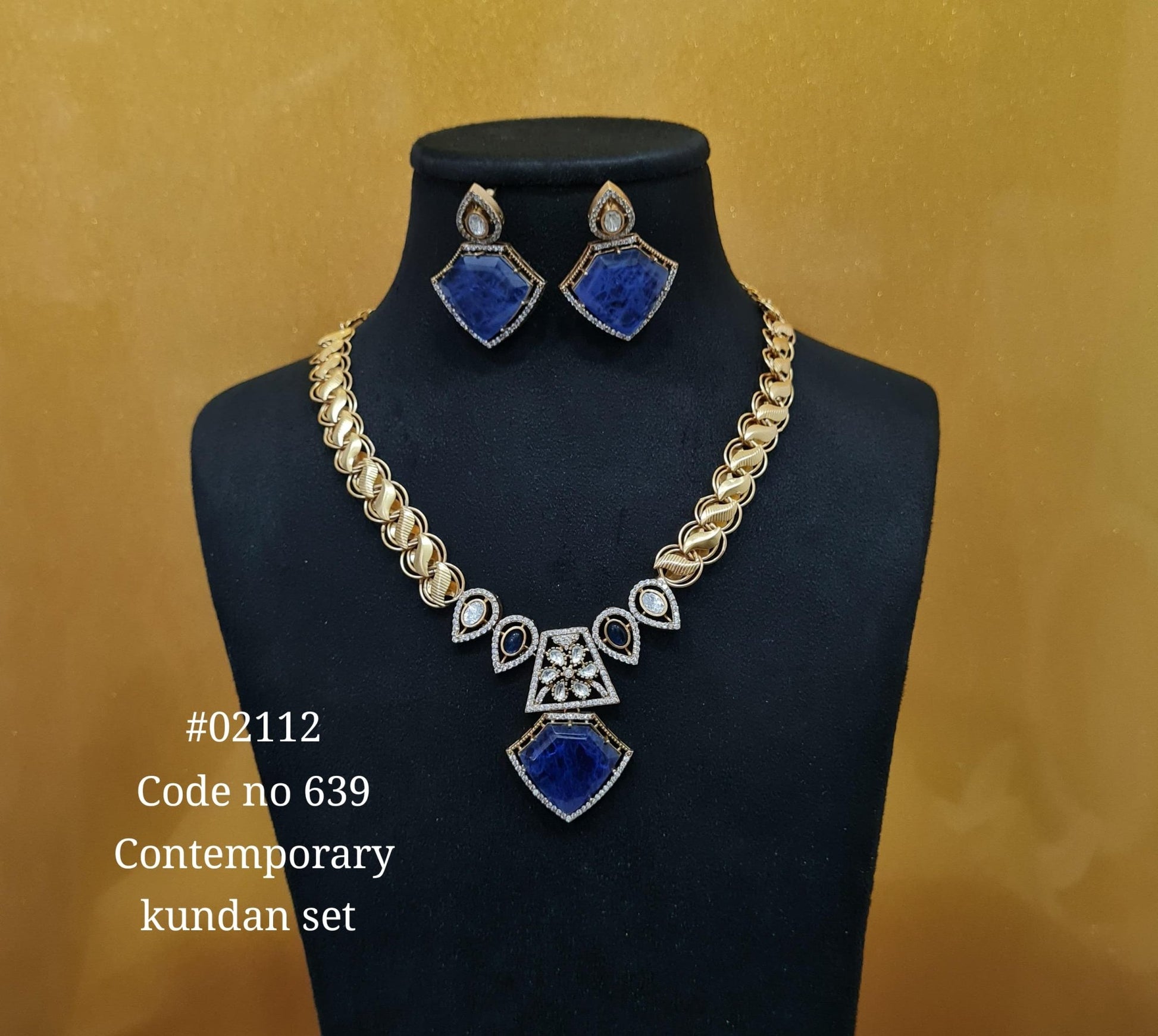 Chain pendant set 02112 - KRISHNA'S SWETA JEWELLERY
