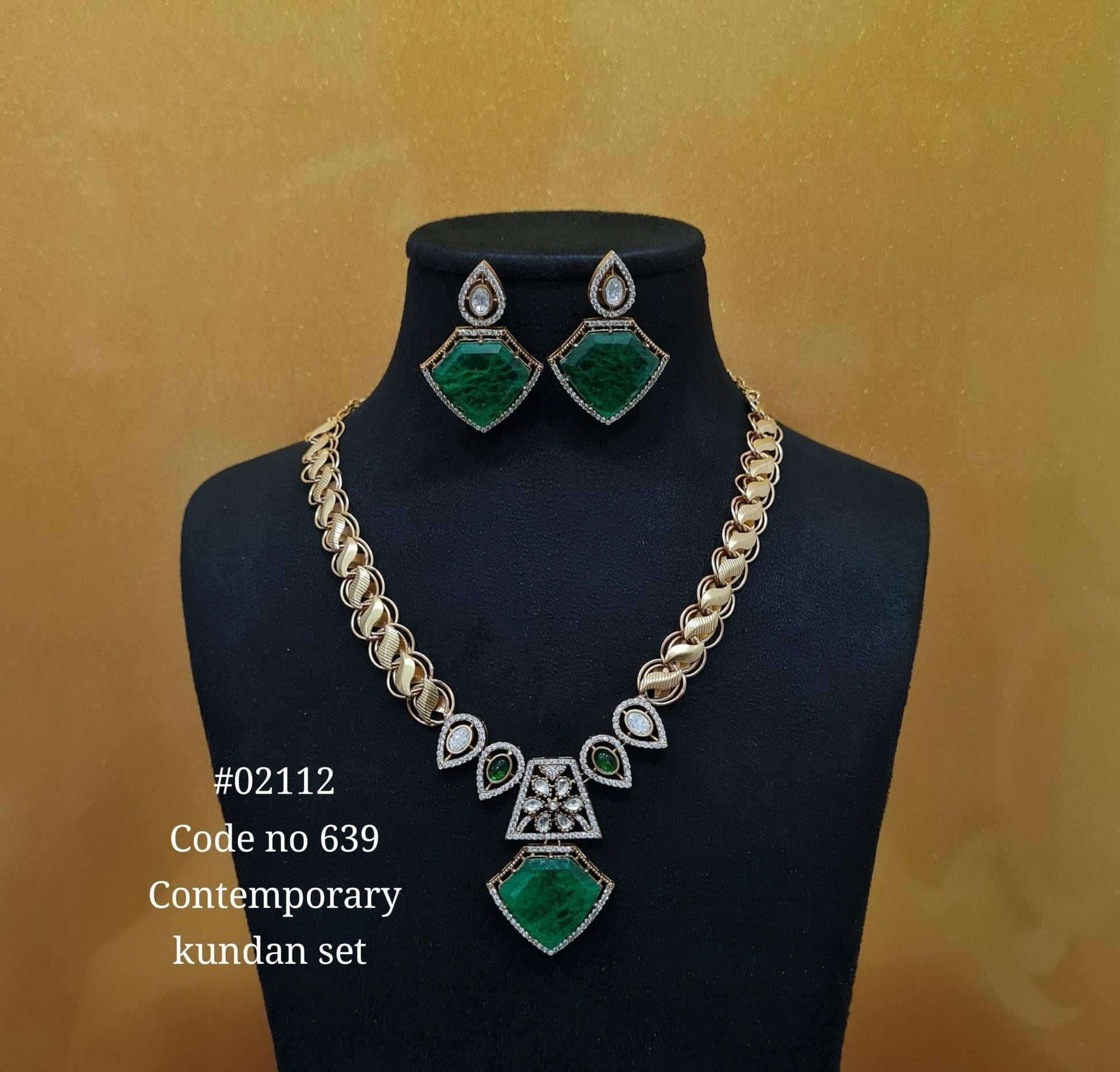 Chain pendant set 02112 - KRISHNA'S SWETA JEWELLERY