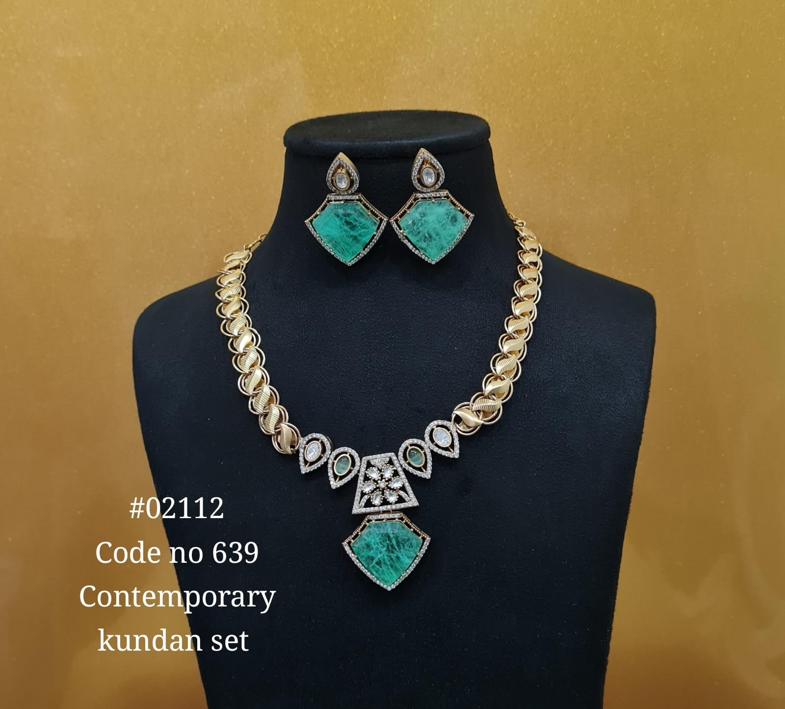 Chain pendant set 02112 - KRISHNA'S SWETA JEWELLERY
