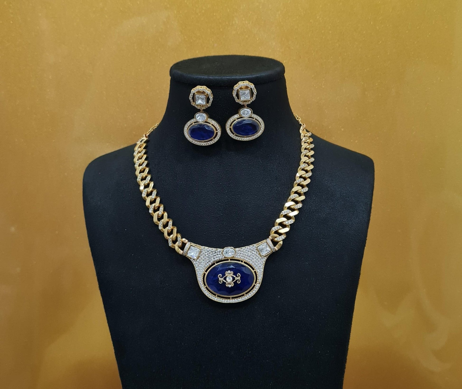 Chain pendant set 02117 - KRISHNA'S SWETA JEWELLERY