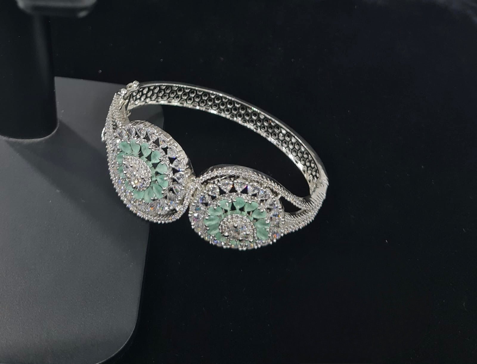 Cz Bracelet 06592 - KRISHNA'S SWETA JEWELLERY